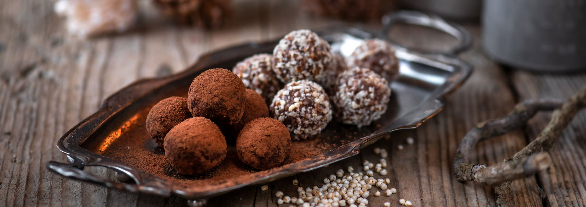 Pralines aux noix et au chocolat avec du quinoa soufflé